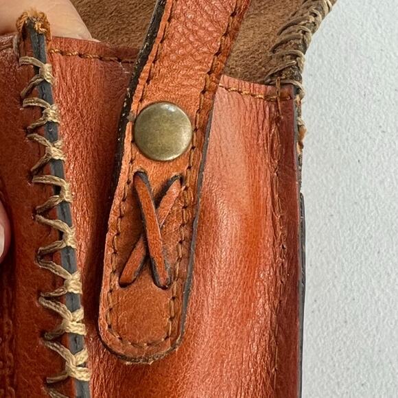 Patricia Nash Crossbody Bag Cognac Embossed Hand Tooled Leather Zip Pockets - Picture 6 of 8